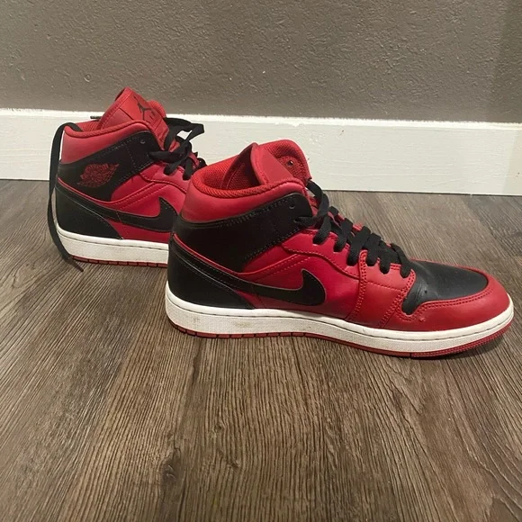 Jordan’s worn a few times looks like new You know, it main image 2